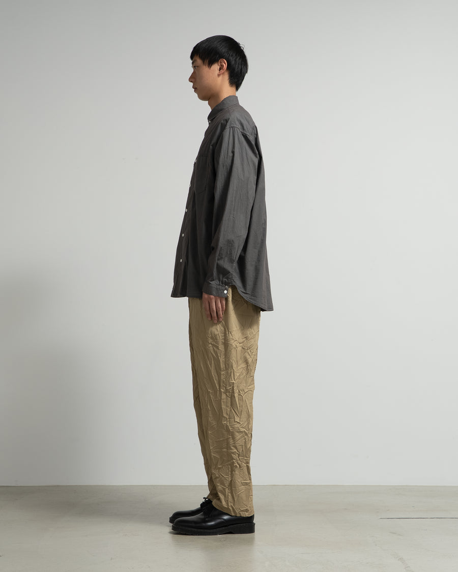 Tapered pants（crease finish）