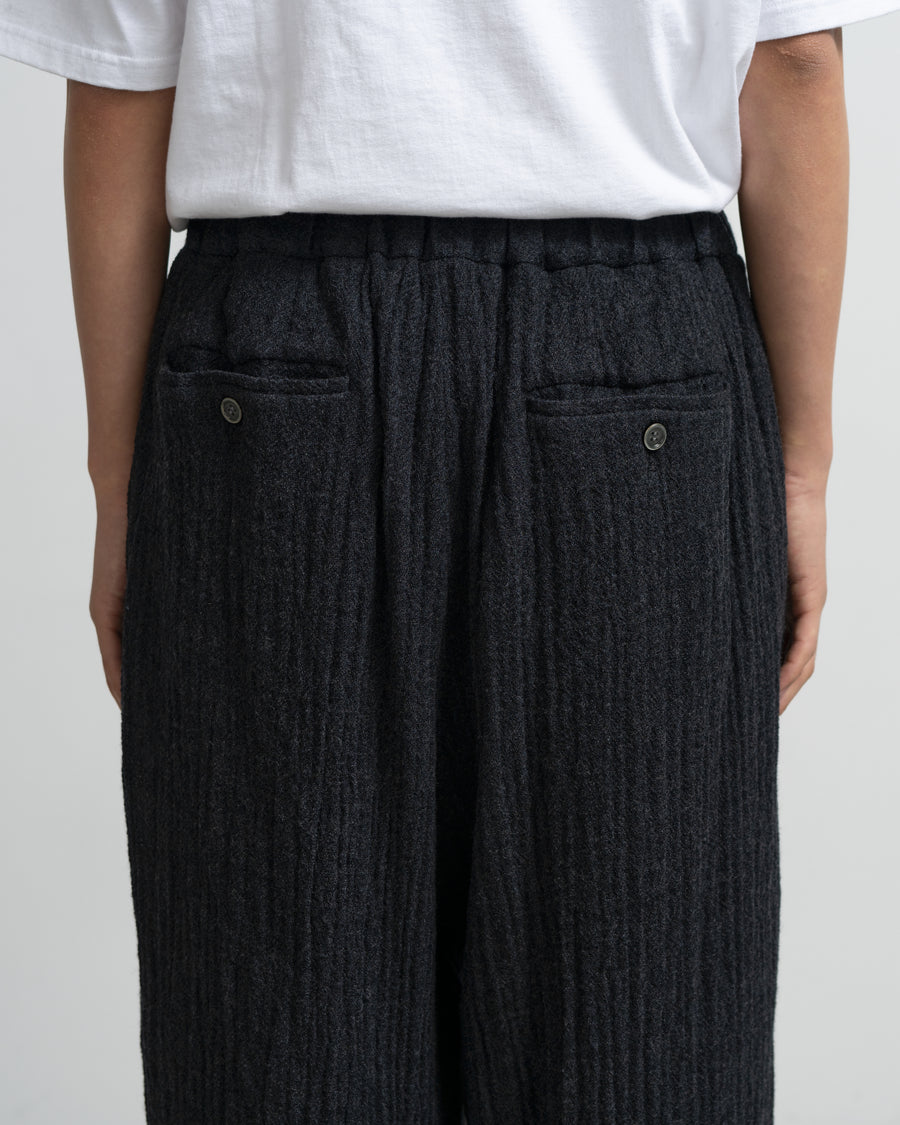 Hem gathers pants