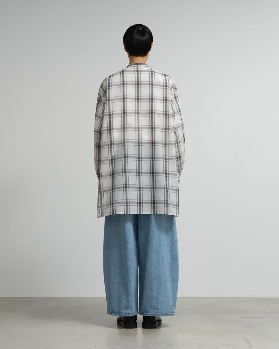 Wide straight jeans