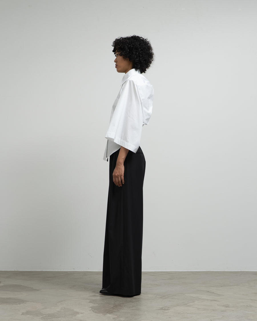 FITTED SHIRT WITH TWISTABLE SLEEVE DETAIL