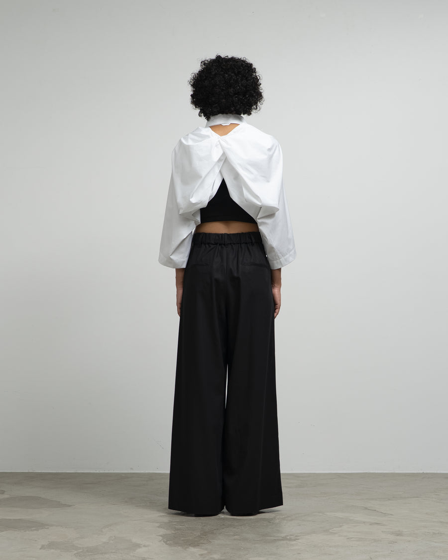 FITTED SHIRT WITH TWISTABLE SLEEVE DETAIL