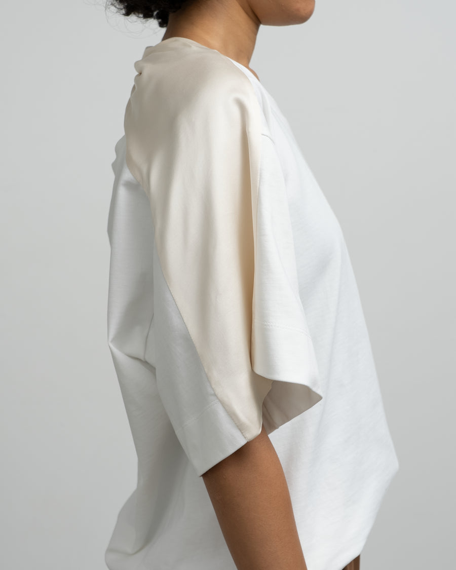 WHITE COTTON T-SHIRT WITH TWISTED NECK